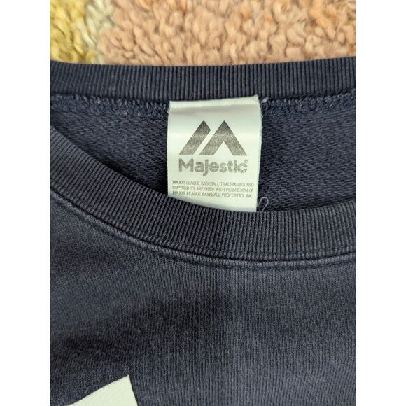 MLB New York Yankees Majesty Sweatshirt XS/S Women's - Picture 3 of 3